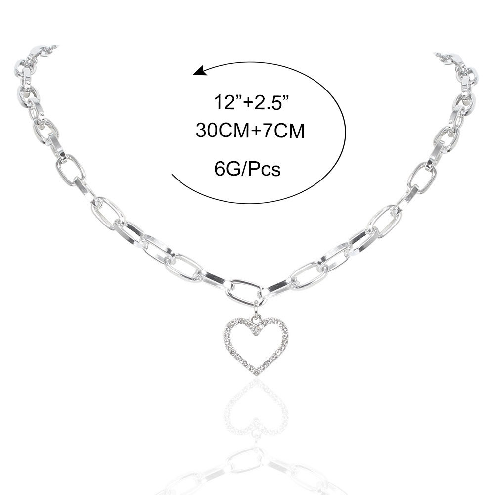 Collar Con Colgante En Forma De Corazón De Diamante Simple Cuadrado De Plata display picture 1