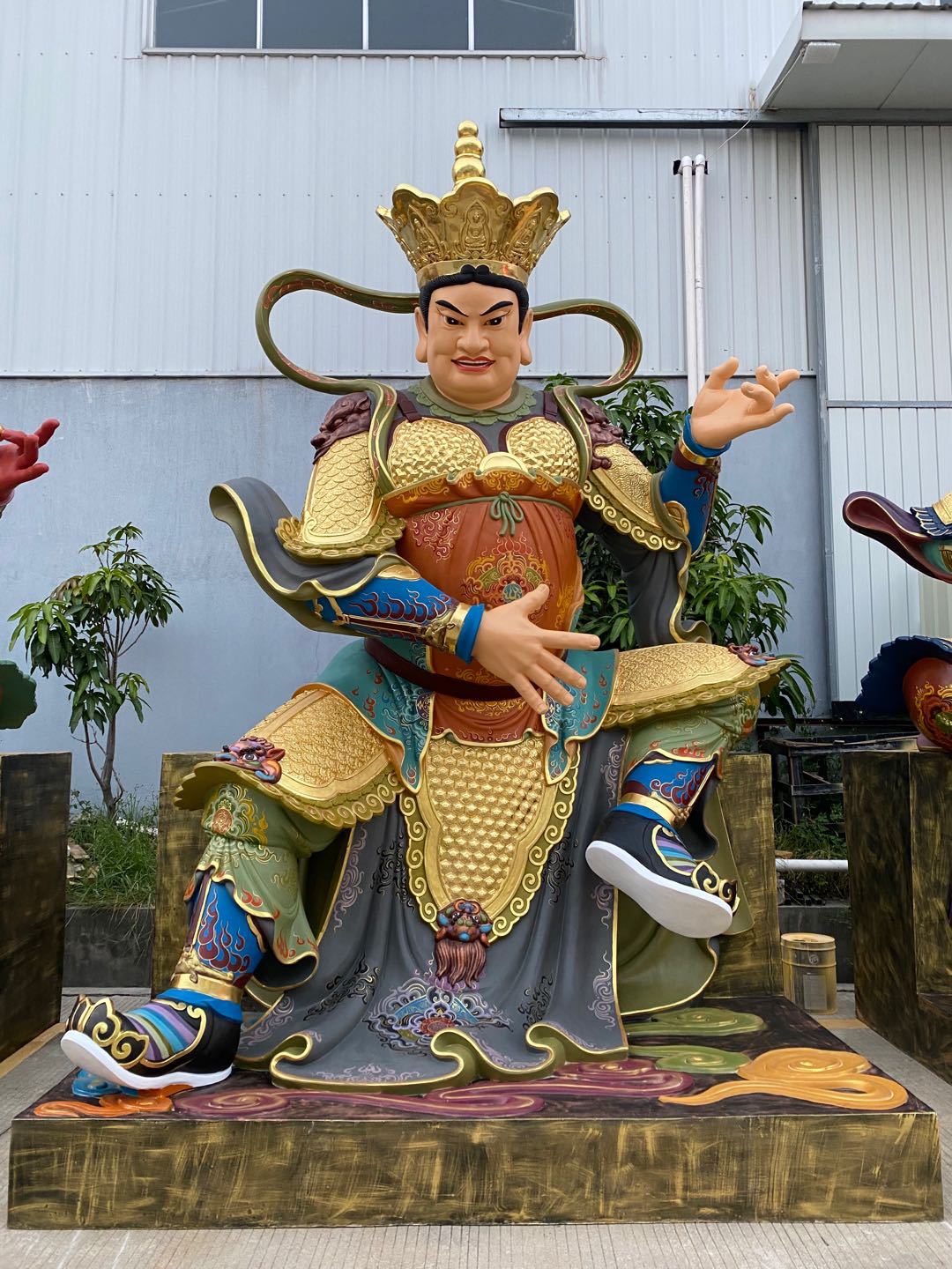 寺院大佛定制 彩绘贴金四大天王|ru