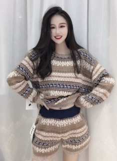 毛衣宽松外穿套头慵懒风针织套装短裤上衣设计感小众长袖ins潮女