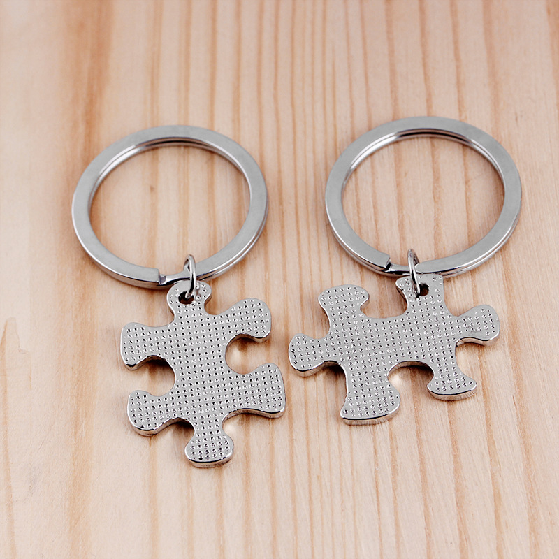 Fashion Letter Puzzle Couple Set Keychain display picture 6