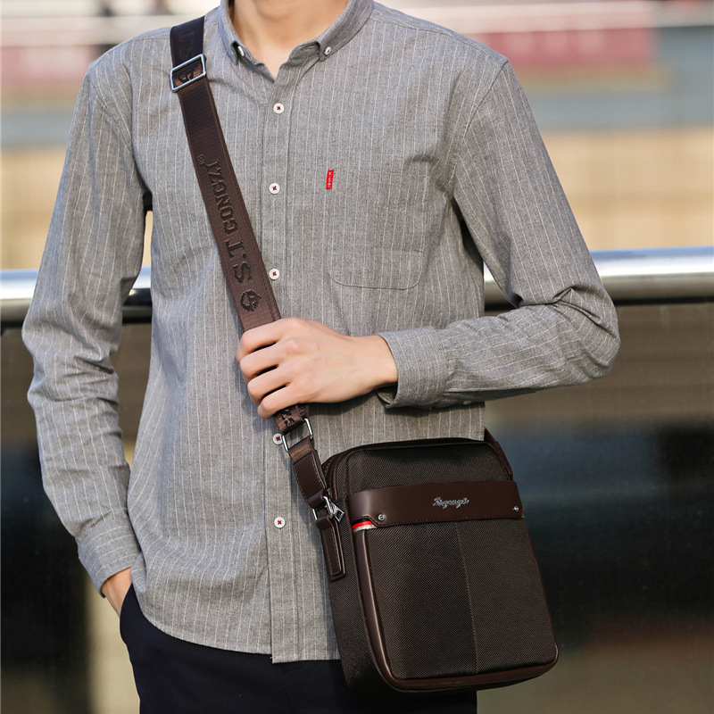 Summer trend one-shoulder bag