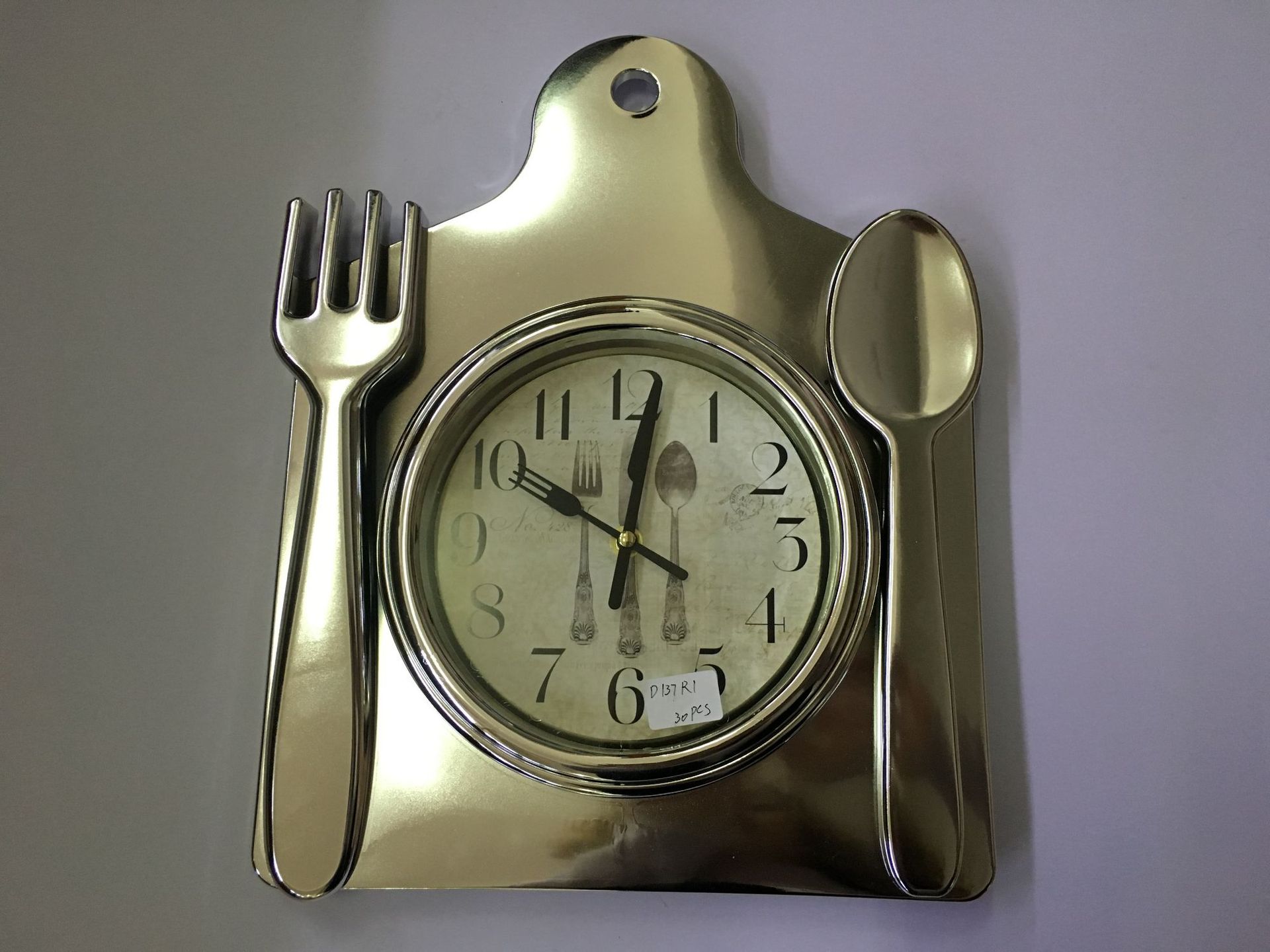 Reloj creativo con forma de filete - Diseño de utensilio de cocina - Popular y novedoso - Venta al por mayor de fábrica