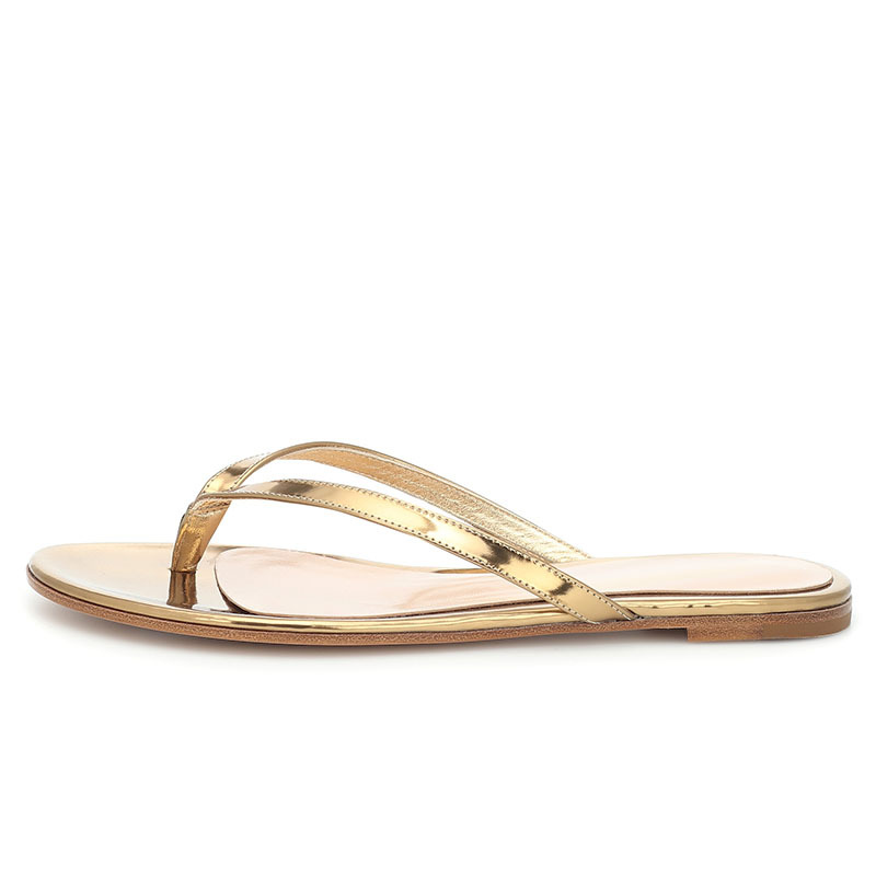 gold flip flops (4).jpeg