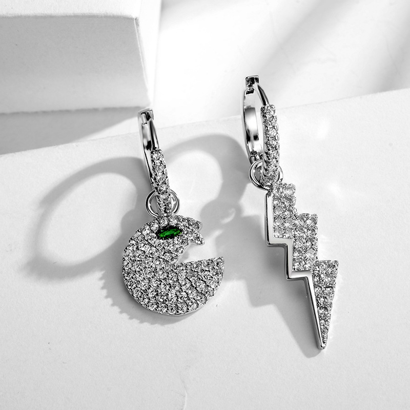 New Fashion Lightning Asymmetric Earrings Micro-set Zircon Hypoallergenic Earrings Wholesale display picture 1