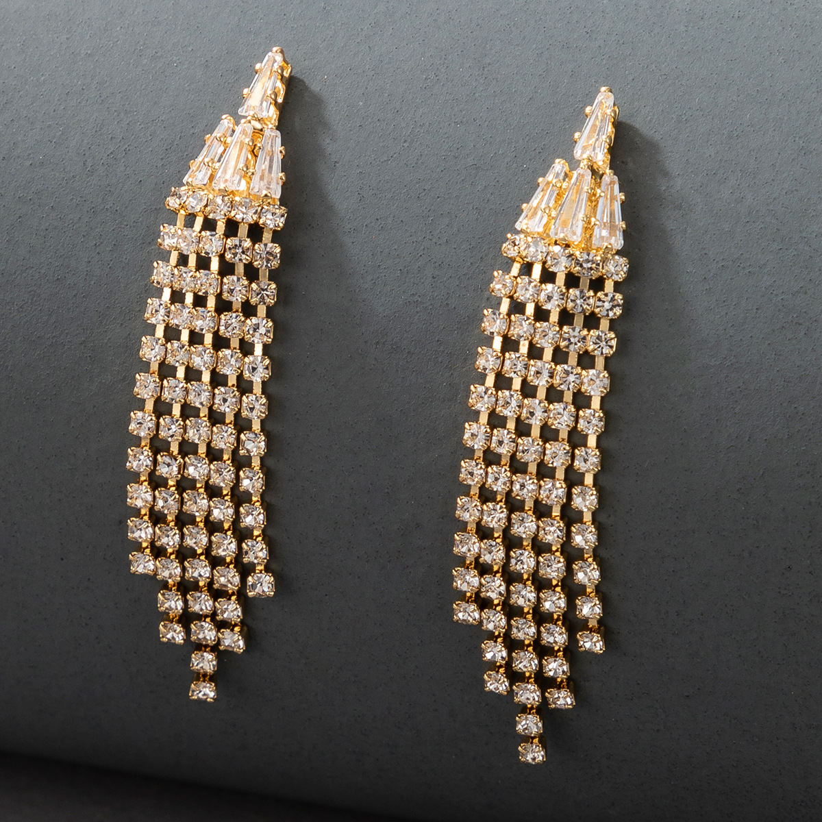 Fashion Diamond Tassel Earrings display picture 2