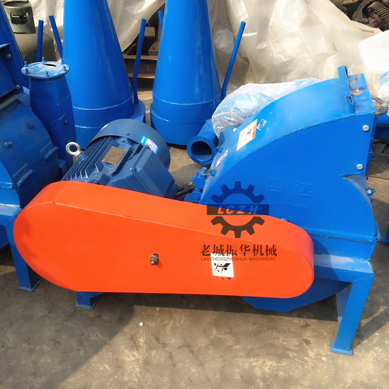 供应木炭渣粉碎机 各种型号粉碎机产能 小型立式粉碎机功率