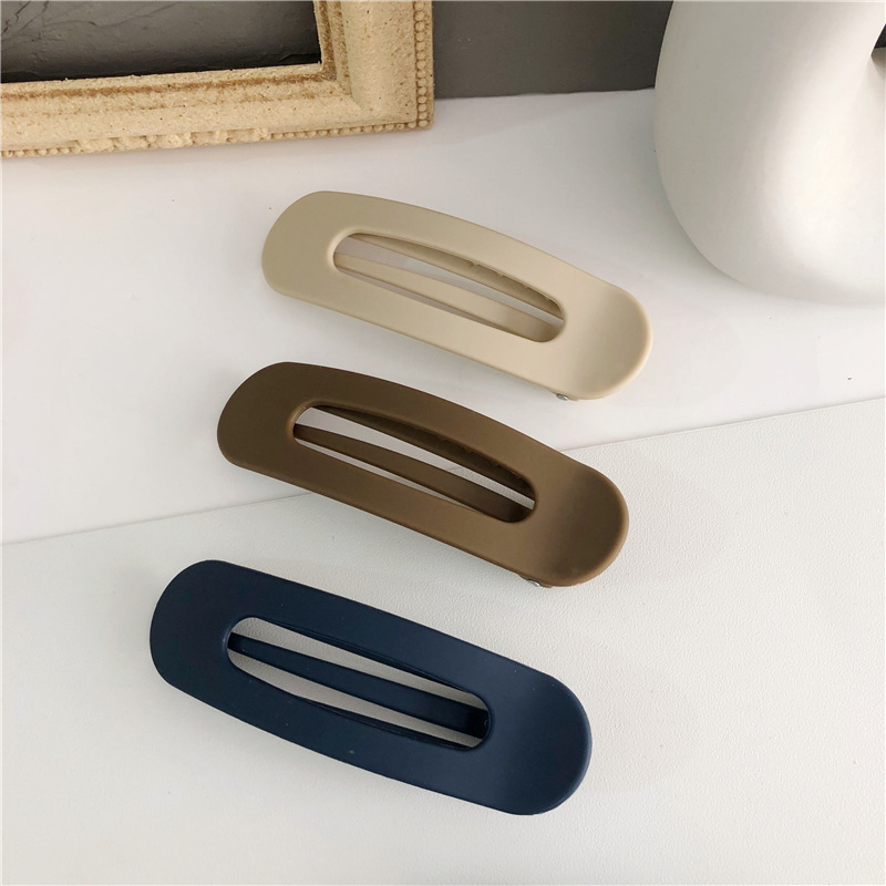 20g Weight Hair Clip Hair Accessories Type Birthday Occasion Plastic Material Solid Color Pattern Women'S Gender Simple Style Style Simple Style Solid Color Plastic Hair Clip 5