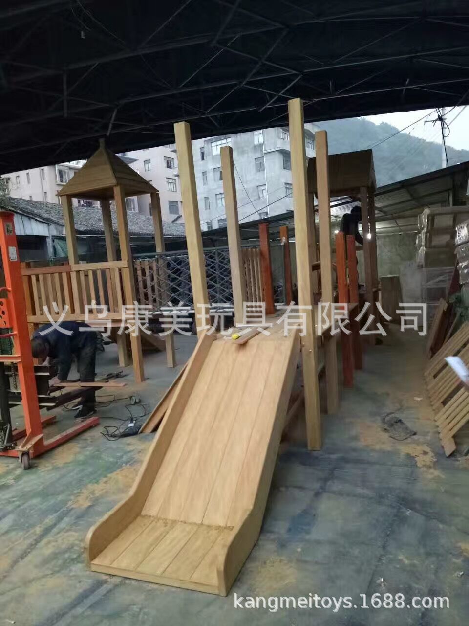 大型木质儿童滑梯组合户外木制体能拓展公园景区海盗船游乐设备-阿里巴巴