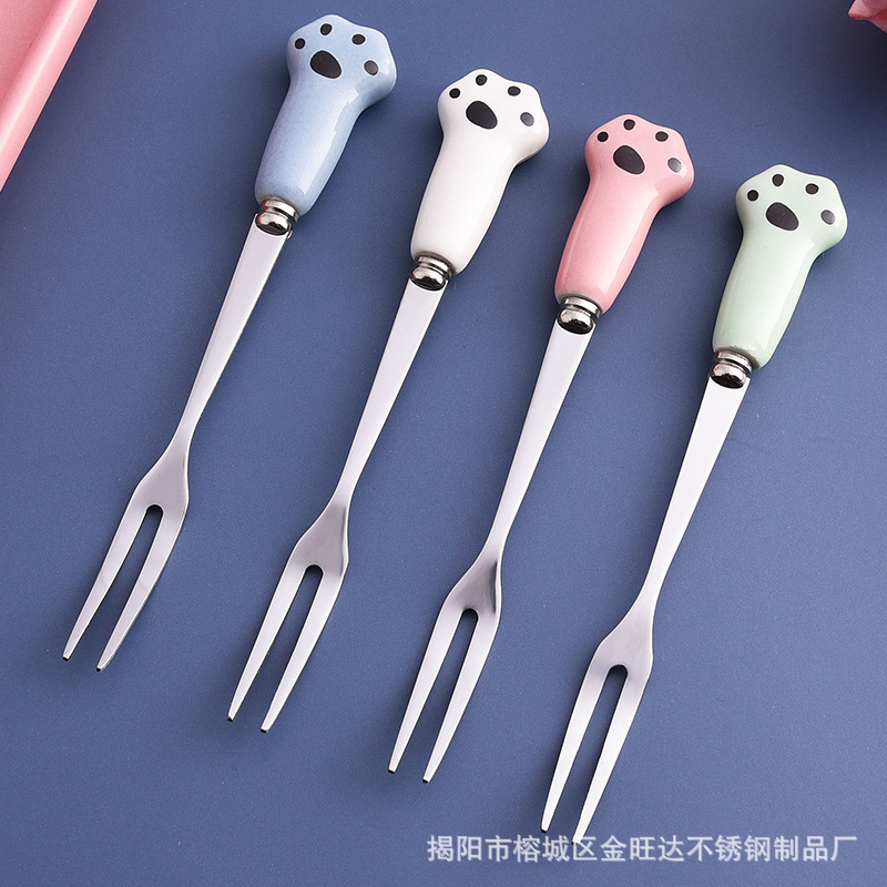 두 개의 이빨 포크