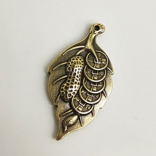 Brass keychain, pure copper gourd pendant, one leaf brings wealth, leaf creative metal keychain, rice transfer pendant