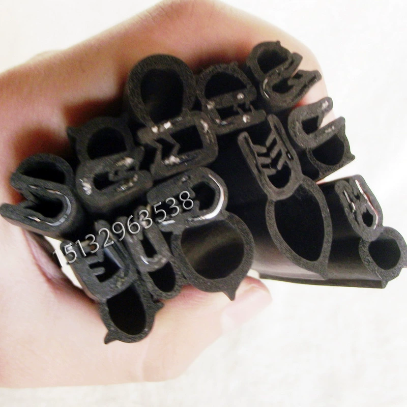 Каркасная Вертикальная уплотнительная лента на заказ на заводе с пузырьковой U-образной зажимной полосой дверное уплотнение Самозажимной Тип EPDM