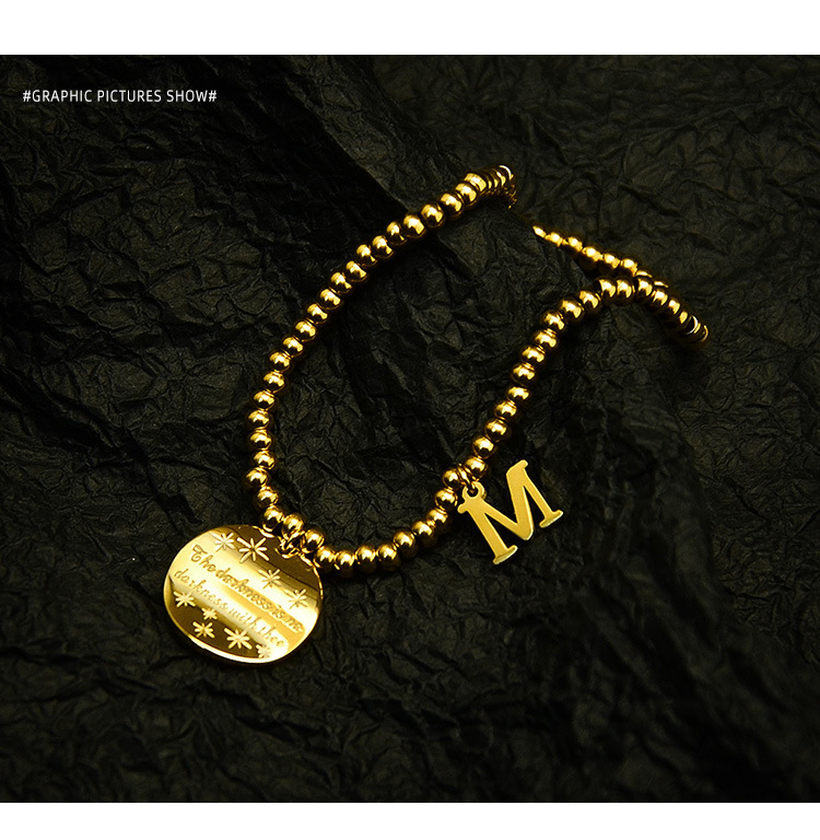 Anglais M Lettre Exclusive Collier Bijoux Titane Acier Plaqué 18 K Bracelet En Gros Nihaojewelry display picture 12