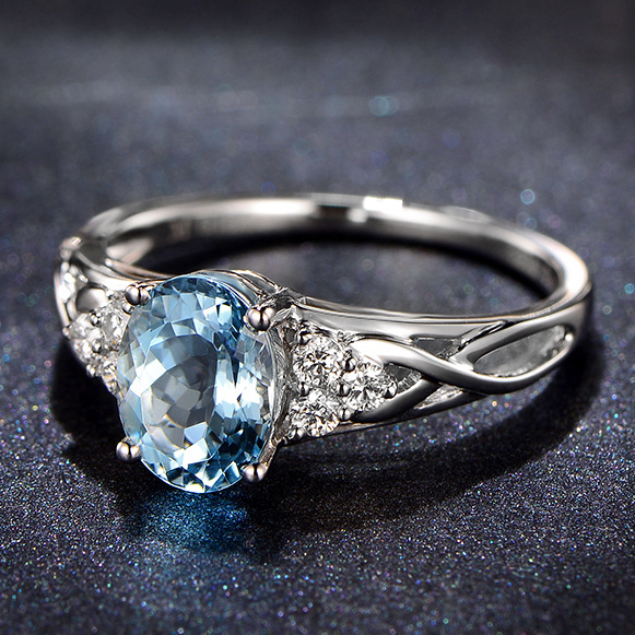 Elegant one size fashionable sapphire ring
