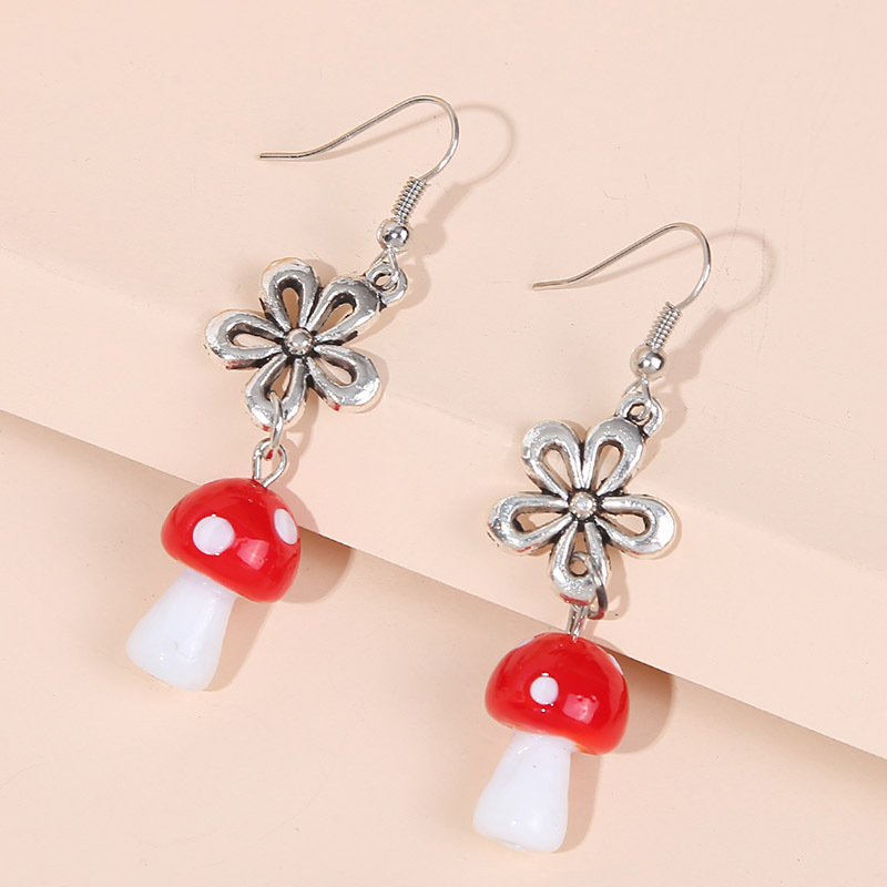 Retro Exquisite Long Flower Ceramic Mushroom Earrings display picture 3