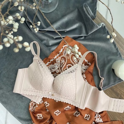 Sujetador inalámbrico ropa interior de las mujeres pequeño pecho push up ajustable anti-flacidez del pecho sujetador de las mujeres delgadas 9049