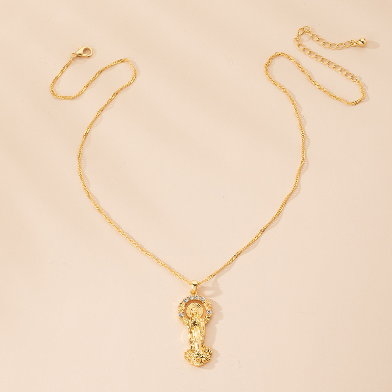 Fashion New Retro Dragon-shaped Diamond Niche Clavicle Chain Necklace For Women display picture 4