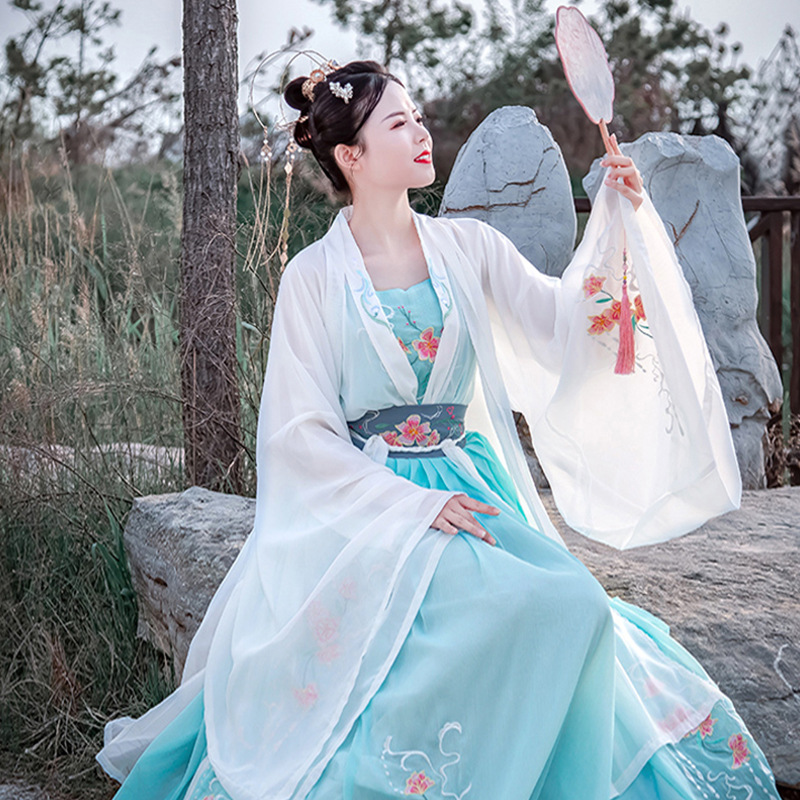 新成人款成人汉服改良齐腰襦裙绣花春夏现货改良学生日常古风套装