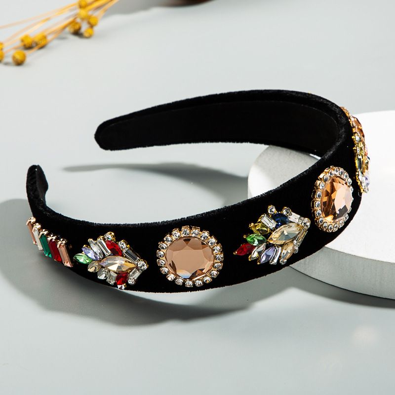 New Rhombic Color Rhinestone High-end Hair Hoop Female Black Gold Velvet Fabric Flower Headband display picture 5