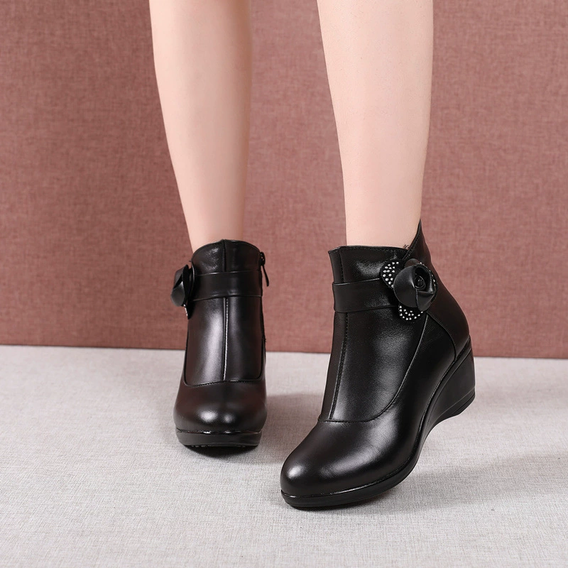 Demi‑season ankle boots, genuine two‑layer cowhide, microfiber lining, 5.5 cm heel, sizes 30–43