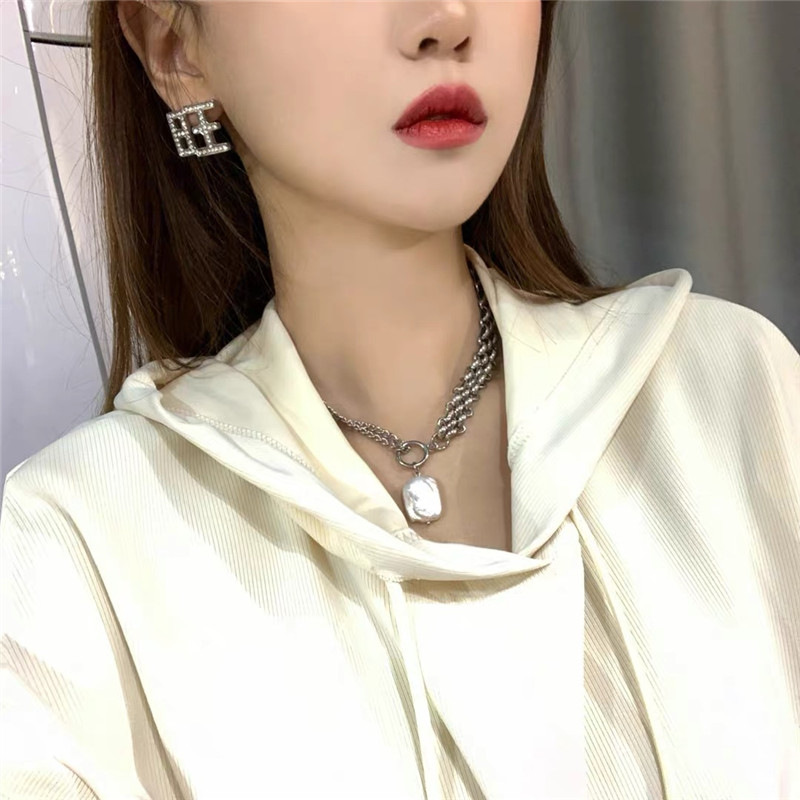 Koreanische Ohrringe Mit Blinkenden Diamanten display picture 3
