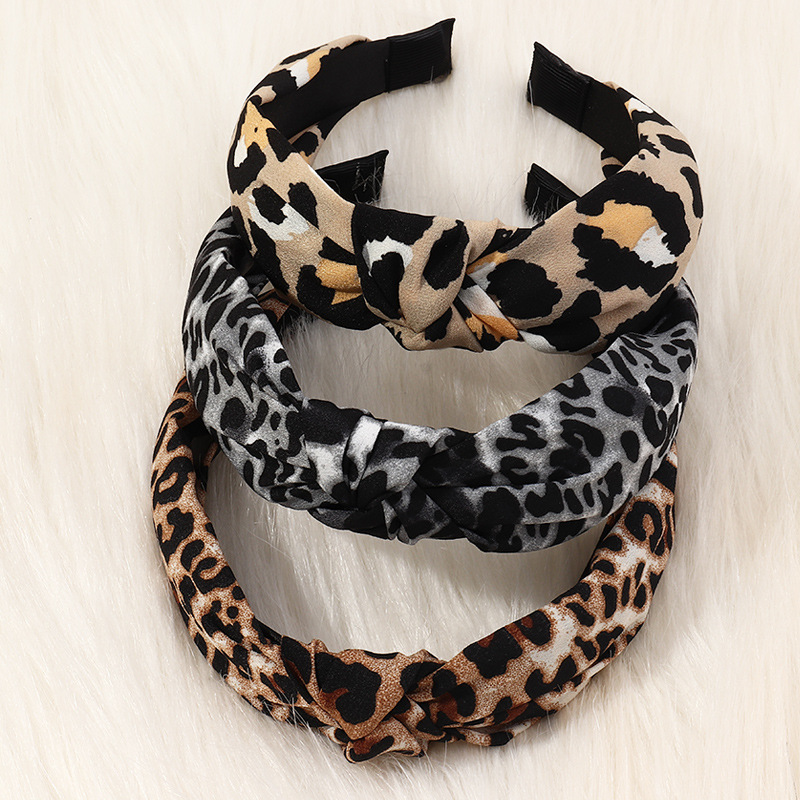 Korean Wide-brimmed Leopard Print Cross Headband display picture 8