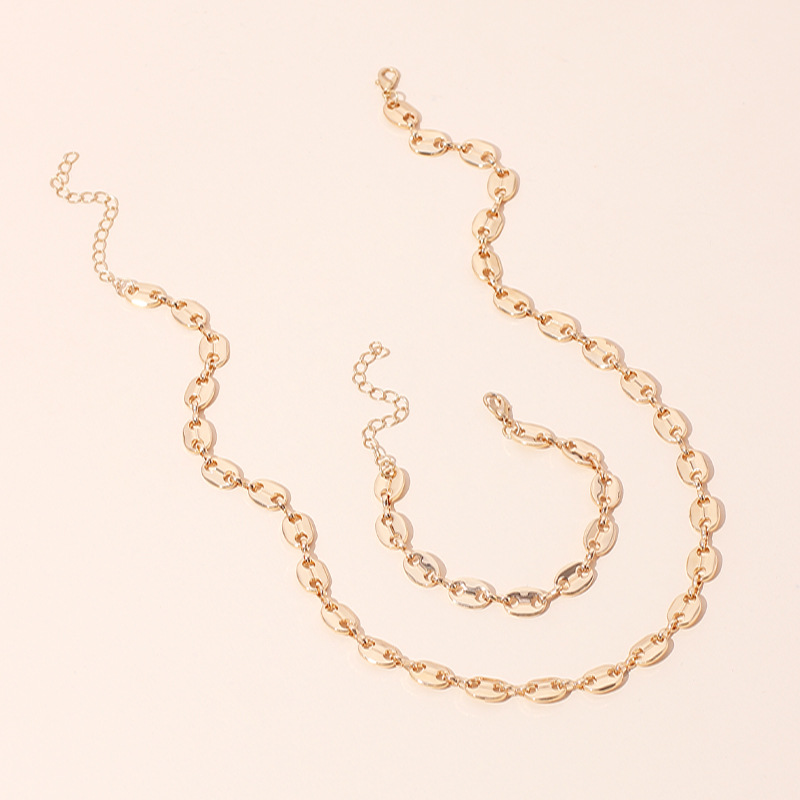 34g Weight Necklace Classification Wedding, Travel Occasion Women'S Gender White, Gold Color Fashion Pig Nose Chain Button Bracelet Necklace Sets For Women Clavicle Chain Wild Jewelry Nihaojewelry 5