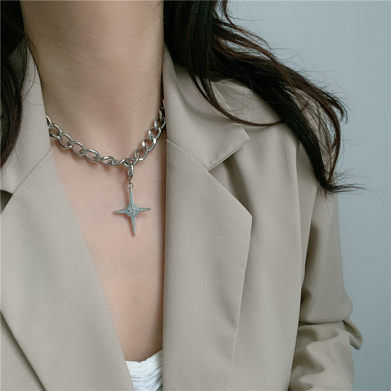 Fashion Cross Temperament Simple Necklace display picture 1