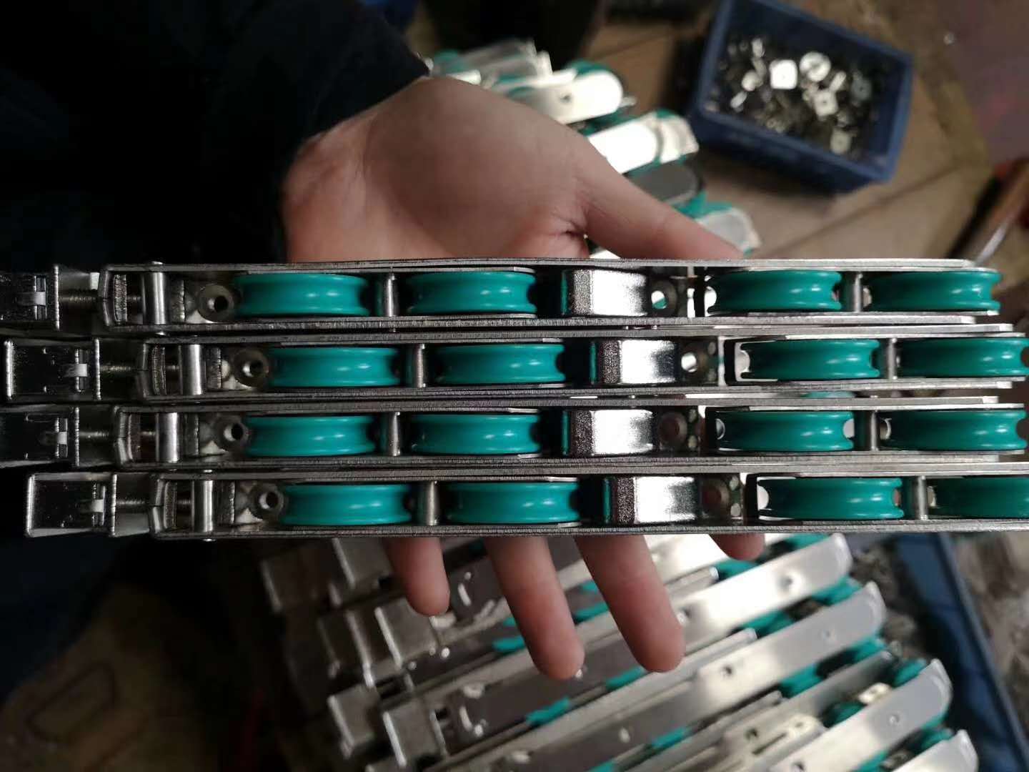 铝合金重型推拉门窗滑轮 铝合金门窗不锈钢尼龙滑轮厂家直销