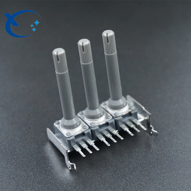 厂家直销 RK09 3L3联电位器 WH09电位器 可调电阻卧式 九脚三轴