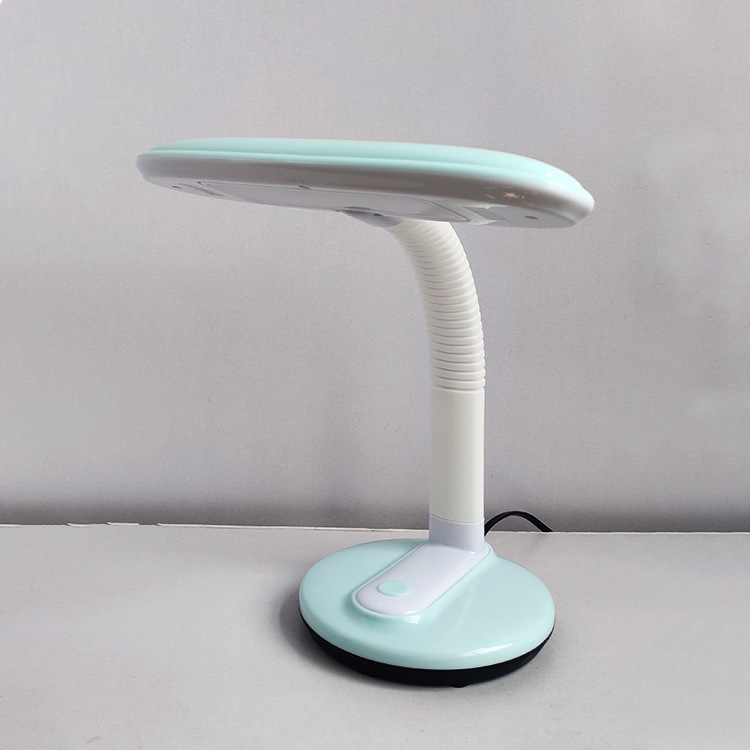 新款华雄LED护眼学习台灯卧室床头装饰办公学习礼品插电台灯促销|ru