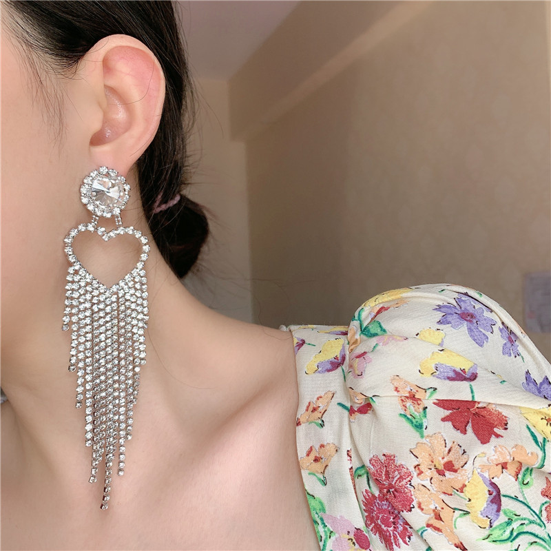 Korea Earrings Diamonds Flashing Diamonds Peach Heart Long Tassel Earrings Women display picture 3