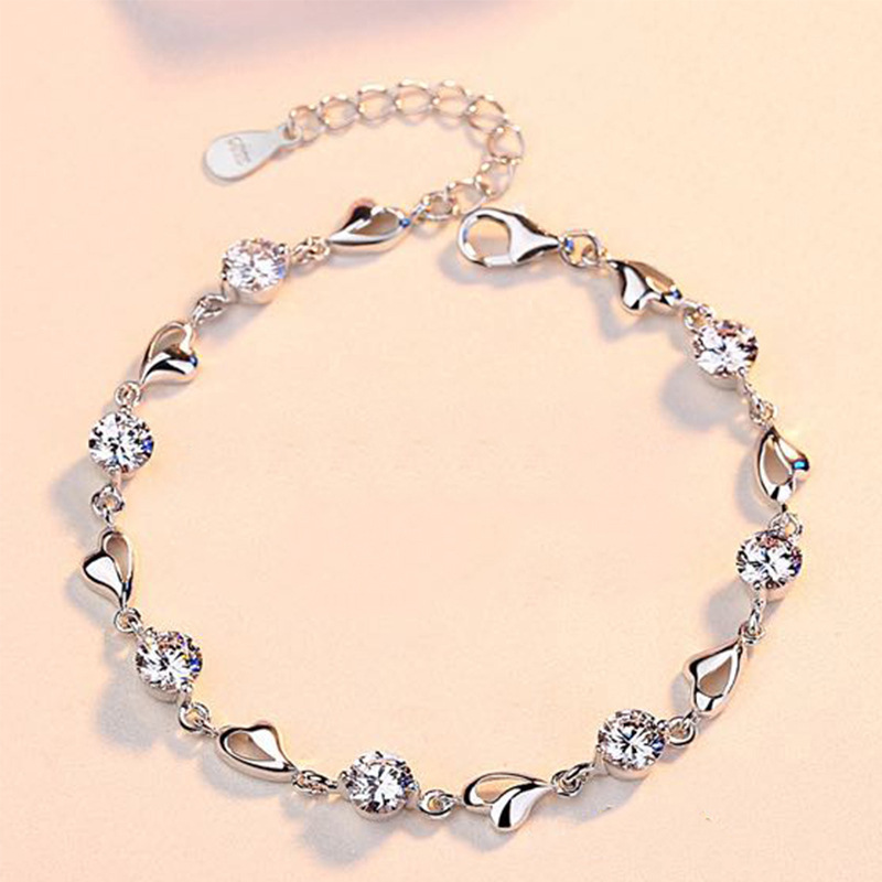 European and American Fashionable Elegant Bracelet for Women, Simulated 18K White Gold Diamond Bracelet, Korean Style Simple Low Luxury Zircon Bracelet European and American Fashionable Elegant Bracelet for Women, Simulated 18K White Gold Diamond Bracelet, Korean Style Simple Low Luxury Zircon Bracelet