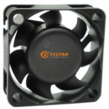 ���\�� YCCFAN 40*40*15mm 12v 4015ɢ���L��