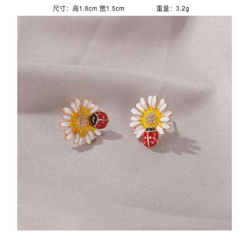 Summer Forest Sweet Flower Earrings Wild Crystal Earrings Earrings Hit Color Earrings Ear Hook Wholesale Nihaojewelry display picture 3