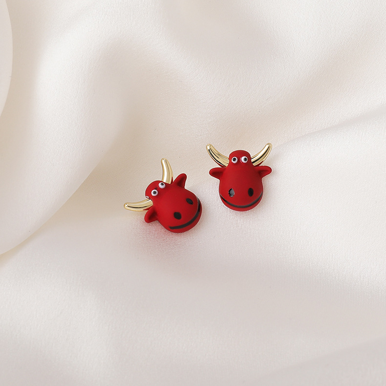 Cute Red Calf Earrings display picture 4