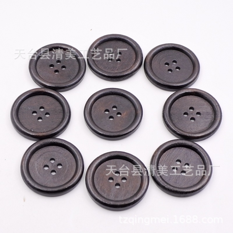 Botón de abrigo de cuatro ojos de 40mm hebilla de abrigo de madera decorativa de madera 30 piezas por paquete