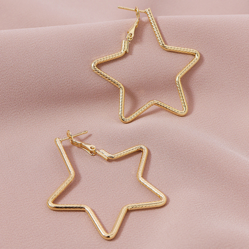 New Fashion Metal Five-pointed Star Hot-selling Alloy Earrings For Women display picture 3