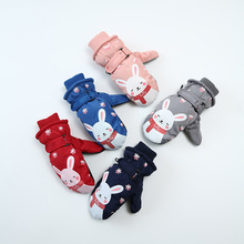 新款韓版兒童絲絨保暖舒適手套冬季掛繩連指加厚卡通小兔滑雪手套