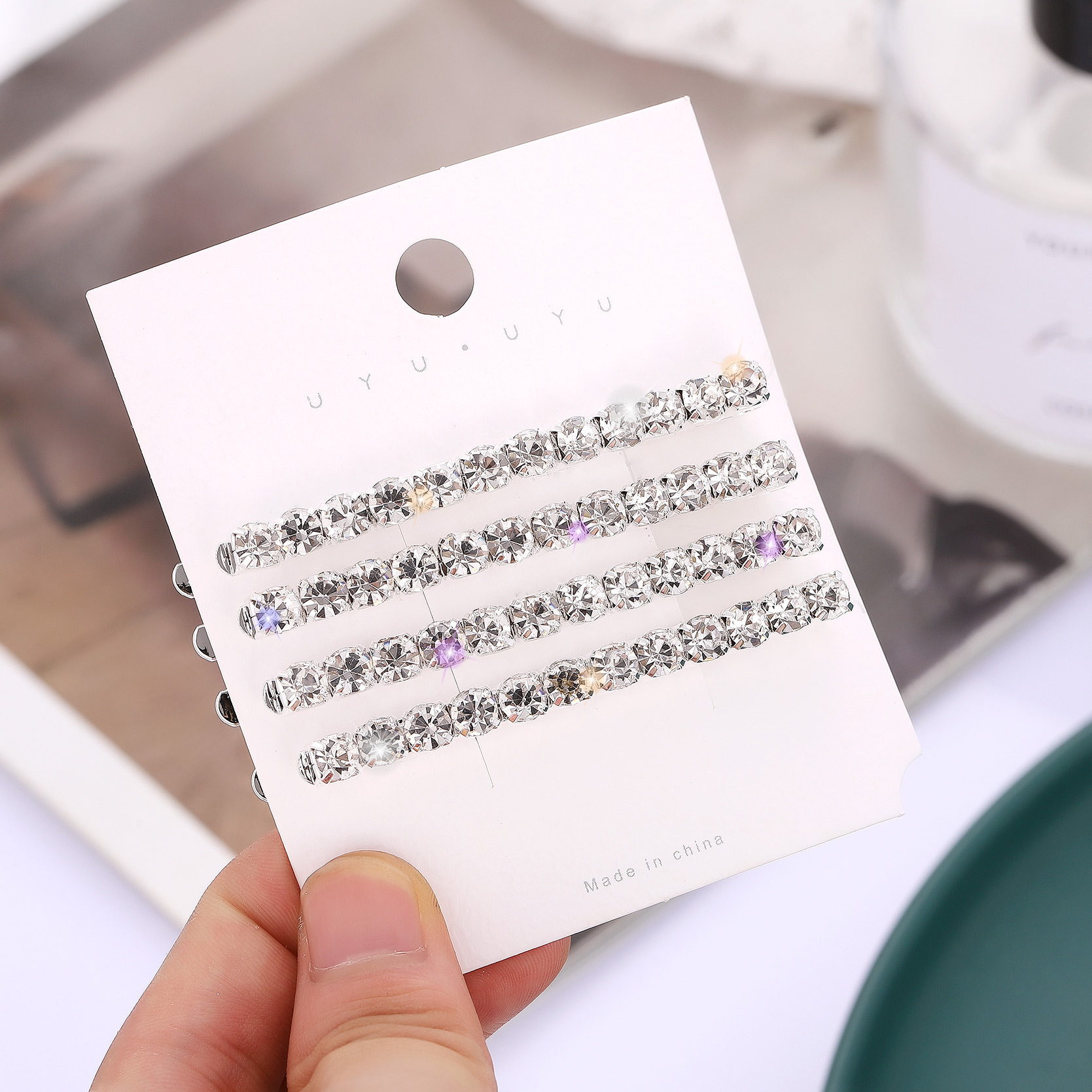 Simple Style Solid Color Metal Plating Inlay Rhinestones Hair Clip display picture 3