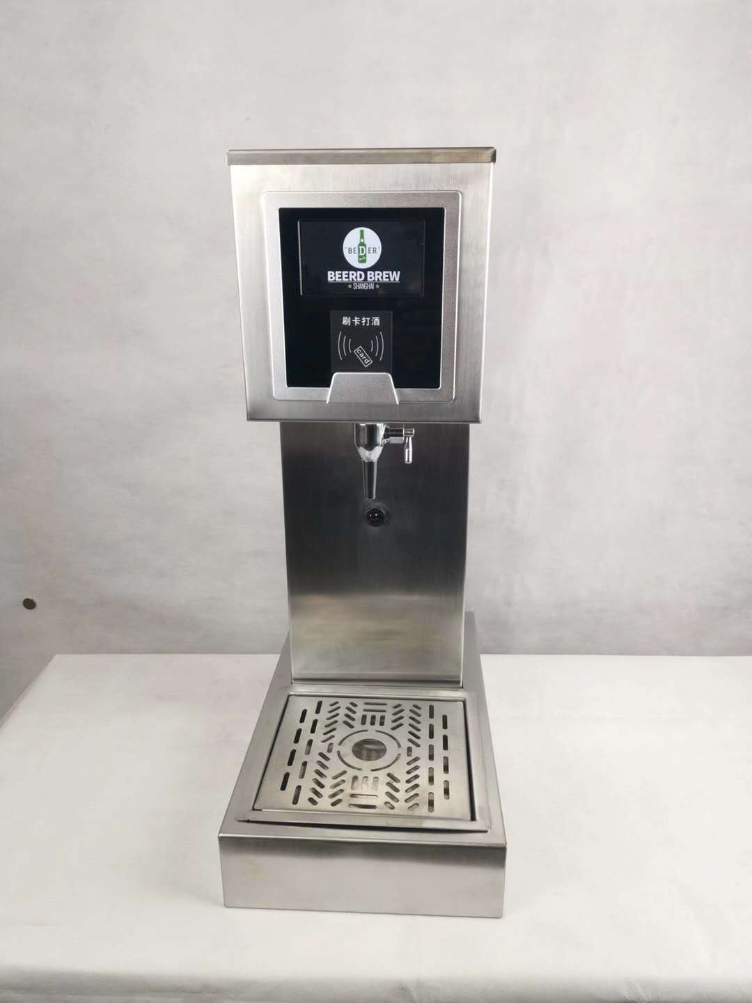 会员卡充值感应自助啤酒机 啤酒灌装机