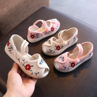 Hanfu Girl's Embroidered Shoes Summer Velcro Beef Sole Vintage Embroidered Ethnic Style Old Beijing Children Princess Sandals