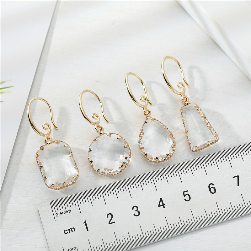 Simple Round Crystal Earrings Wholesale display picture 10