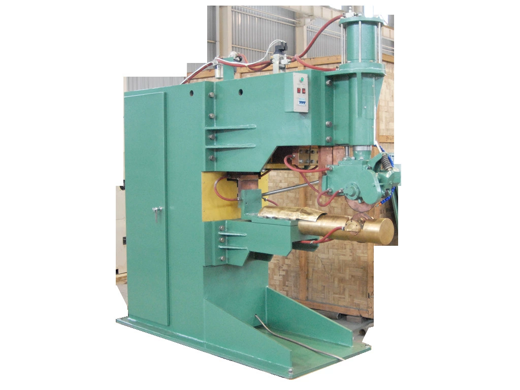 Сварочный аппарат серии FN/FZ/FZ7 для сварки швов Chengdu используется для сварки стальных пластин со средней и низкой углеродистой сталью, покрытой нержавеющей сталью