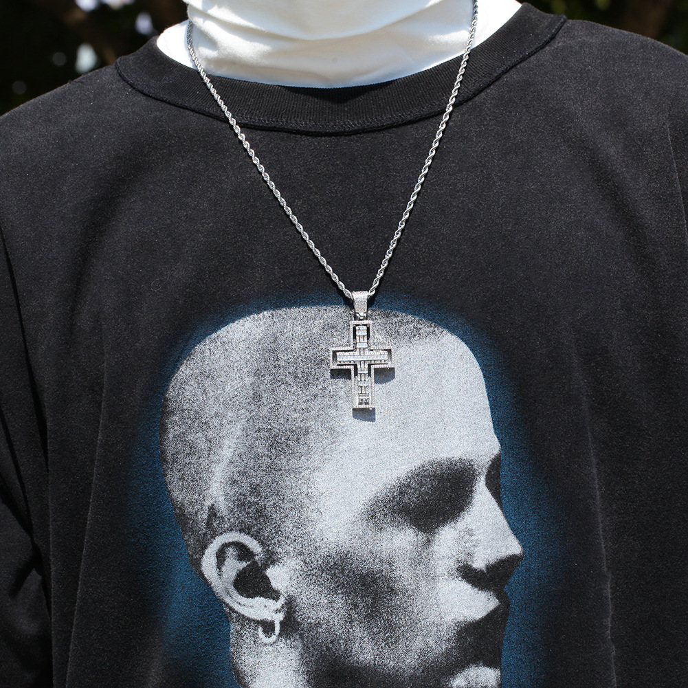 Stylish Cross Necklace