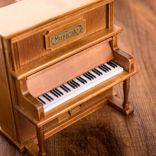 Simulated upright piano music box music box wooden crafts ornaments holiday gifts multiple song selections