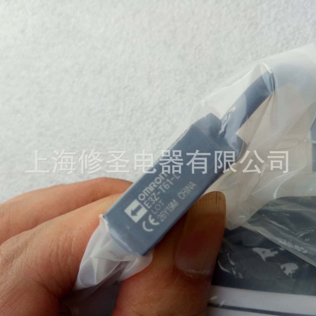 Предлагаем оригинальные Omron E3Z-T61-L подлинные товары E3Z-T61-D фотоэлектрический переключатель E3Z полный спектр датчиков