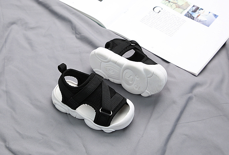 Solid Soft Sole 2021 Summer New Children's Sandals For Men And Women Baby Brand Children's Shoes Beach Shoes display picture 11