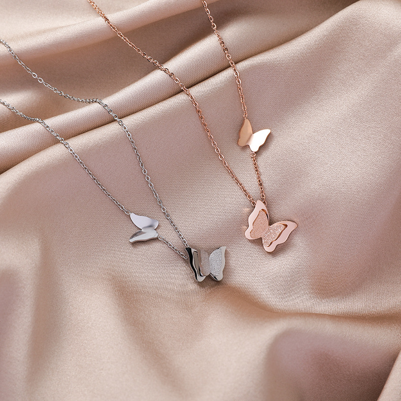Double-layer Butterfly Necklace Nihaojewelry Wholesale Simple Clavicle Chain  New Titanium Steel Animal Necklace Women display picture 4