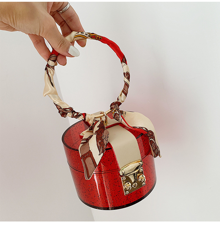 New Trendy Korean Fashion Transparent Portable Jelly Wild Chain Shoulder Messenger Small Round Women's Bag display picture 3