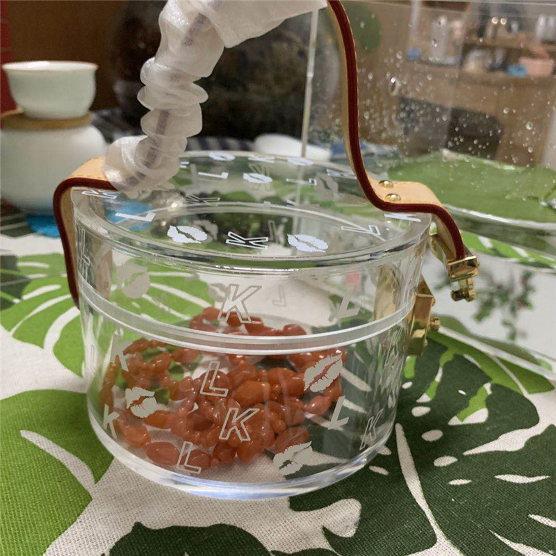 工厂订制亚克力透明包包百搭洋气时尚有机玻璃圆筒桶手提收纳包